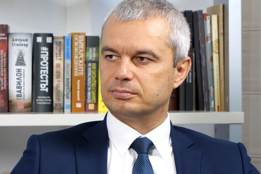 Костадин Костадинов - Възраждане