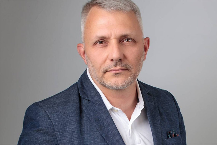 Николай Хаджигенов - Изправи се БГ Ние идвамe